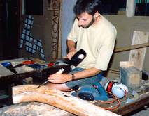 Die H�lften werden ausgestemmt